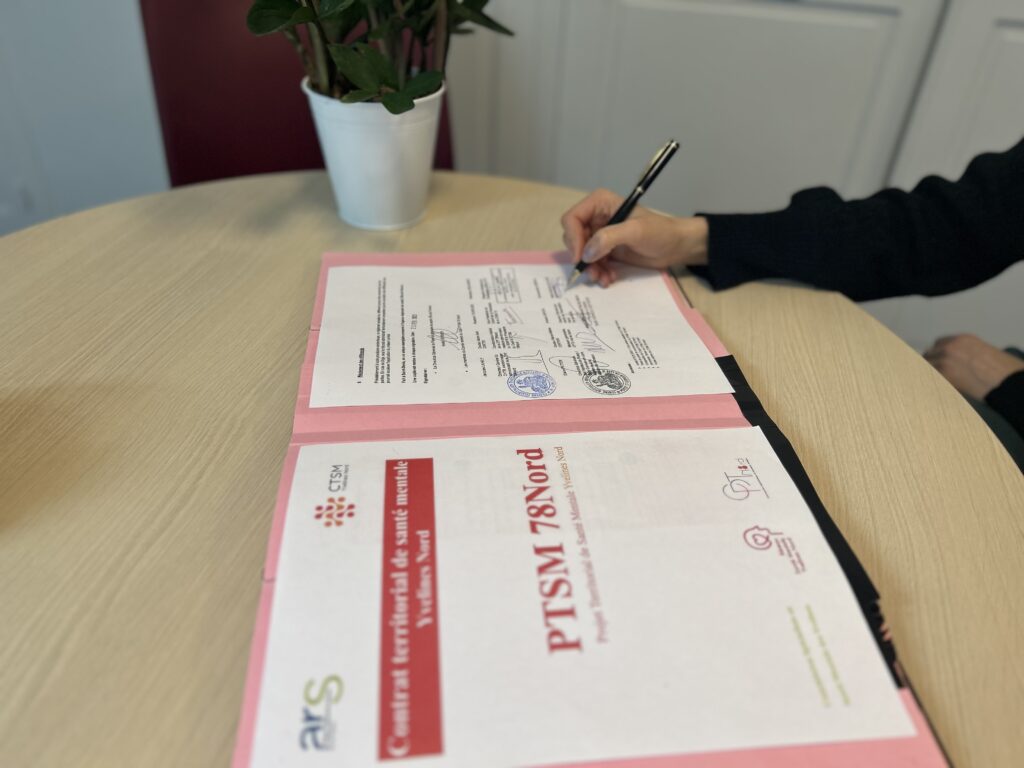 #PTSM78Nord : Le contrat territorial de santé mentale des Yvelines Nord a été signé le 23 février 2023, par la Directrice Générale de l'ARS IDF et les représentants des acteurs du territoire !